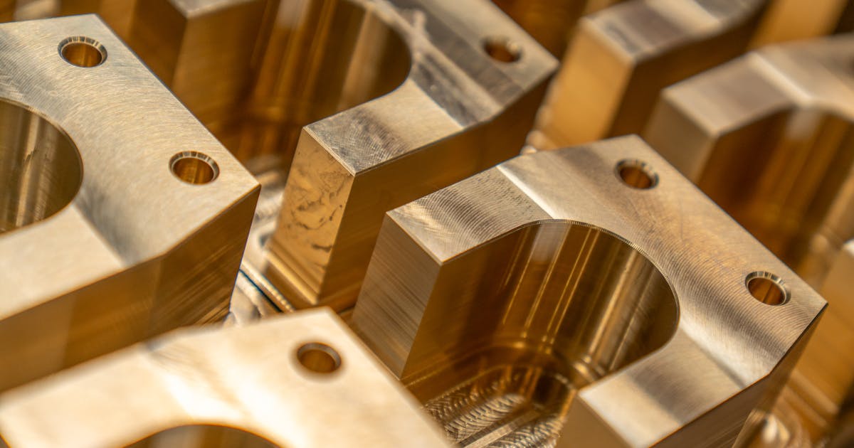Precision-machined metal parts — total cost per part and abrasive ROI, Ontario
