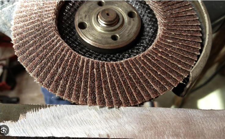 PAQUETE DE 10 - Discos de láminas de alúmina calcinada de 4 1/2" x 7/8" con grano 40#/60#/80# de alta densidad de grado industrial para metal/acero inoxidable/madera, biselados T29